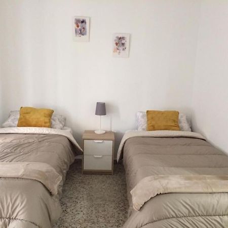 Apartamento Apartamento Amplio y Luminoso Plaza America, WIFI Alicante Exterior foto