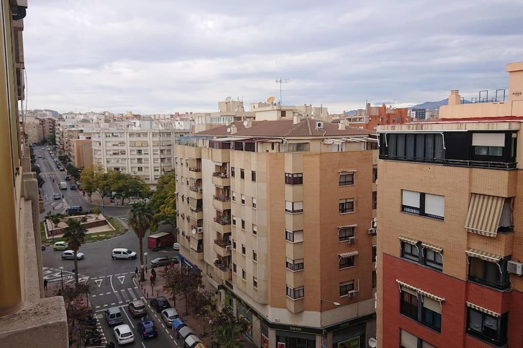 Apartamento Apartamento Amplio y Luminoso Plaza America, WIFI Alicante Exterior foto